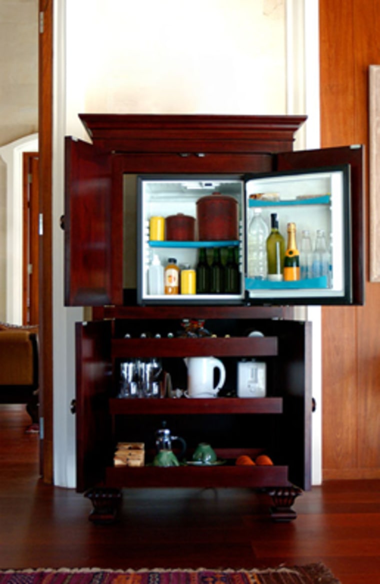 Cabinet with minibar